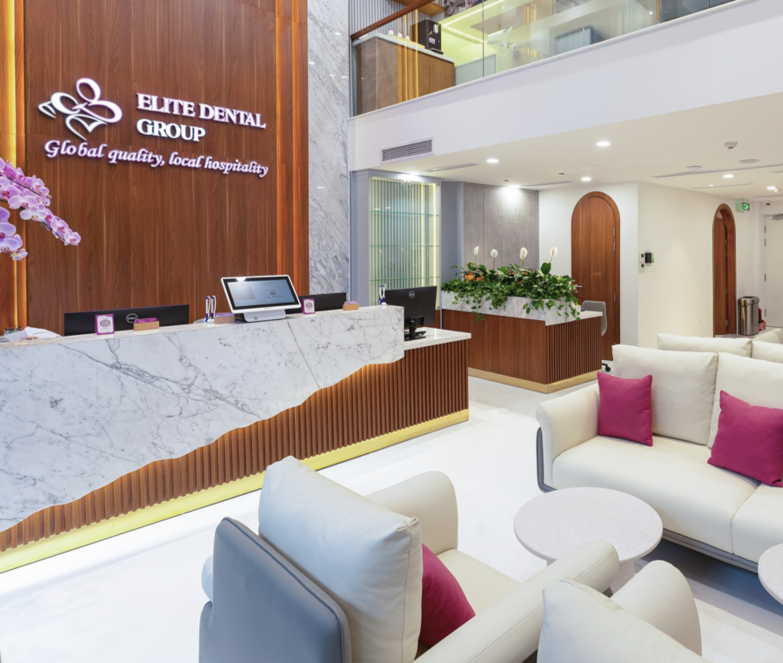 Elite Dental Metropole reception — view 1